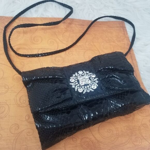 Blingy Black Wristlet - Picture 9 of 12